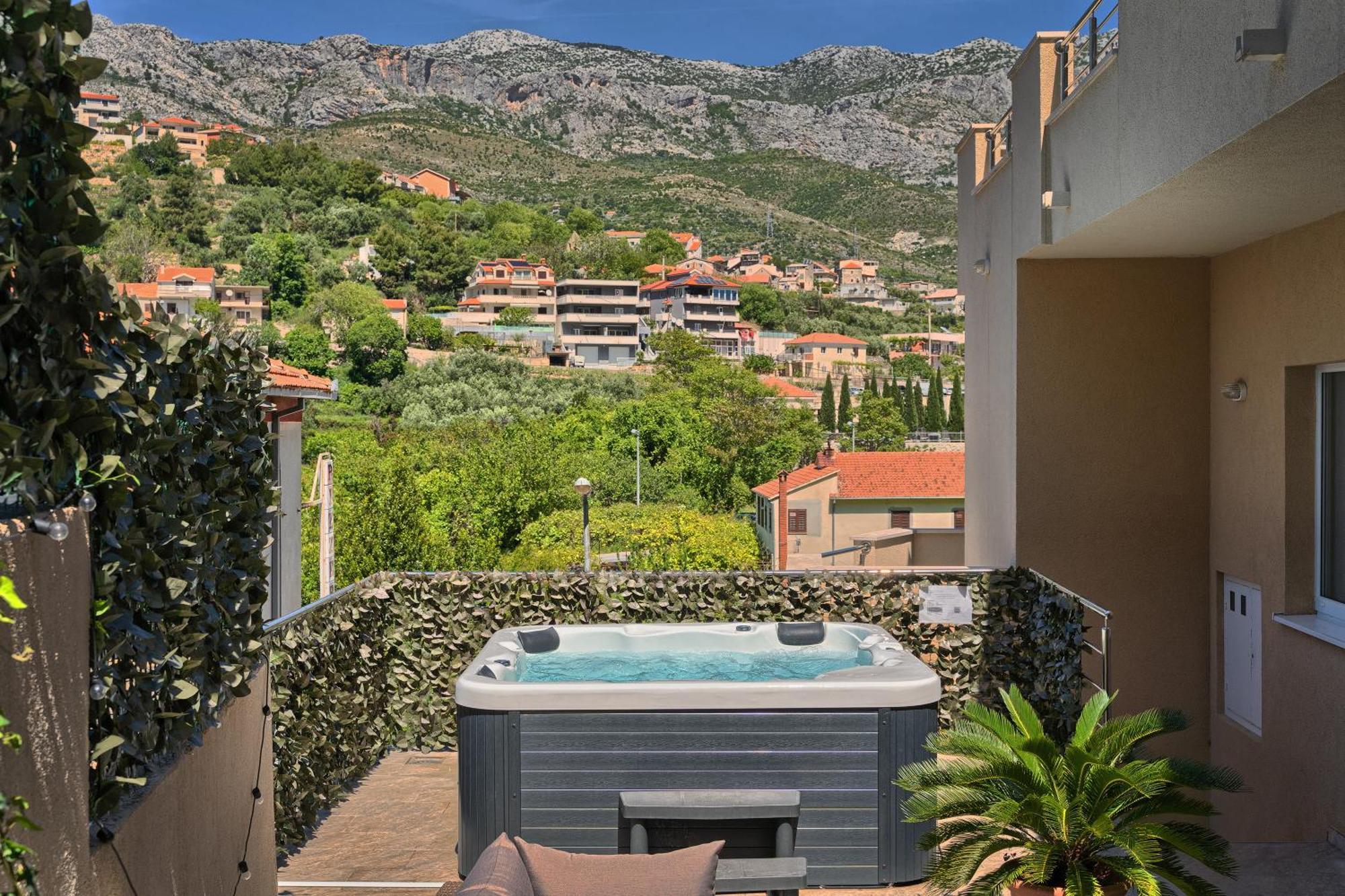 Relax With Jacuzzi Split Area Appartement