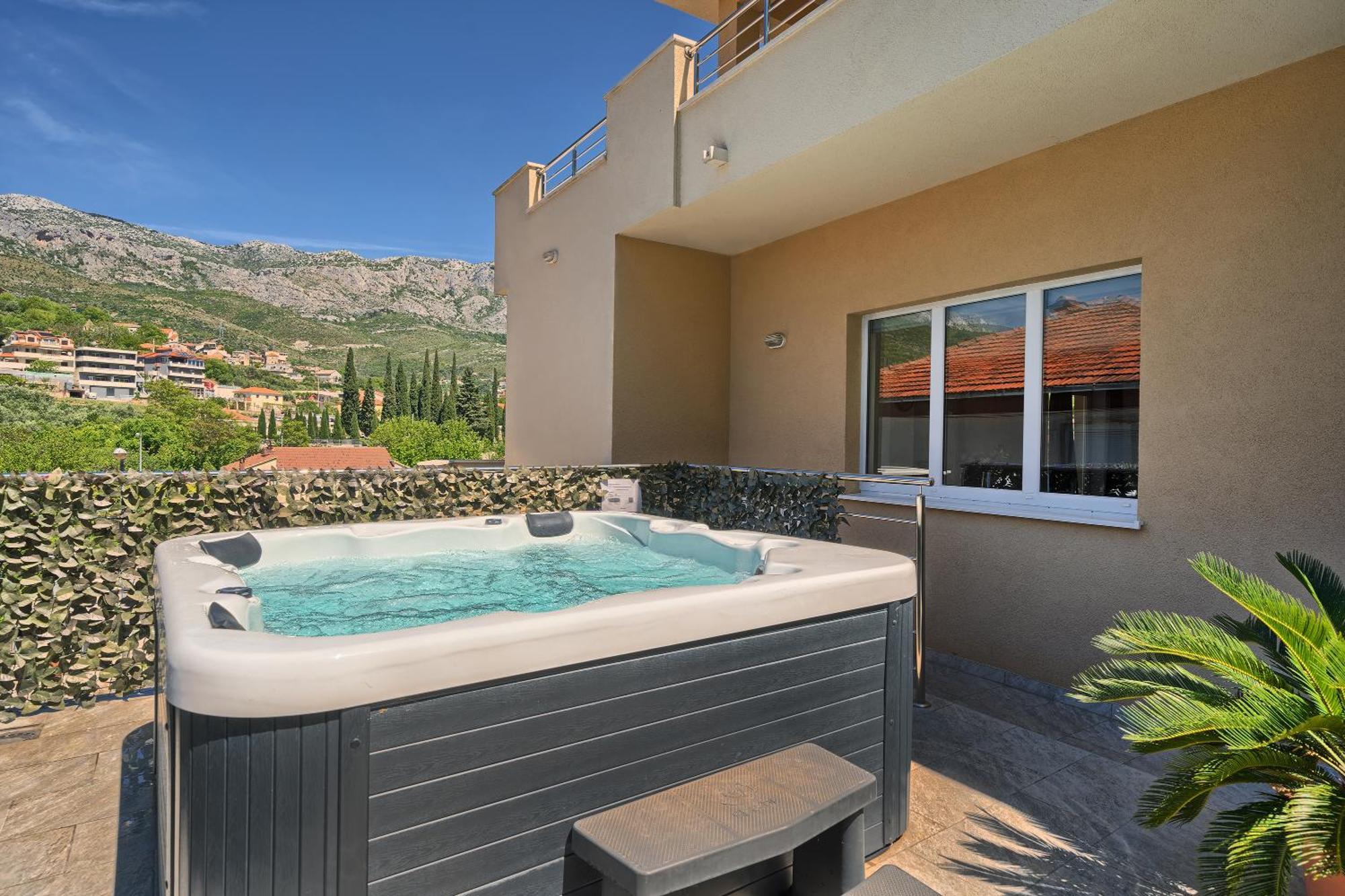 Apartment Relax With Jacuzzi Split Area *